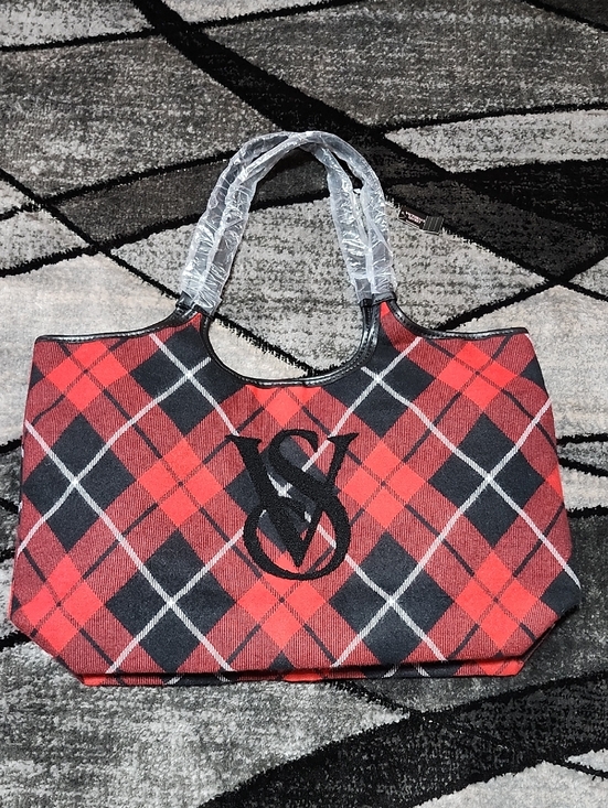 Victoria's Secret Handbags - VICTORIA SECRET 2023 PLAID EMBROIDERED RAISED BLACK SHERPA LOGO WEEKENDER TOTE